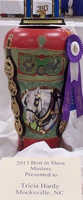 Carriage Driving Vase front